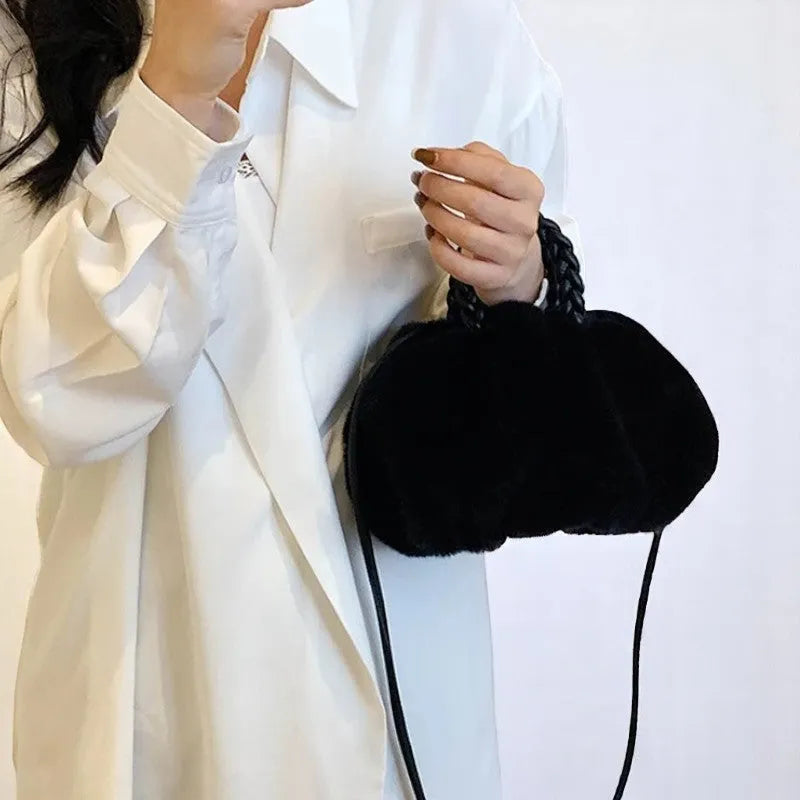 Bolso Bandolera Hobo de Piel Sintética Suave – Elegancia y Estilo Para Cada Momento