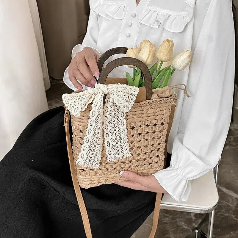 Bolso Rafia Bucket con Asas de Madera y Moño