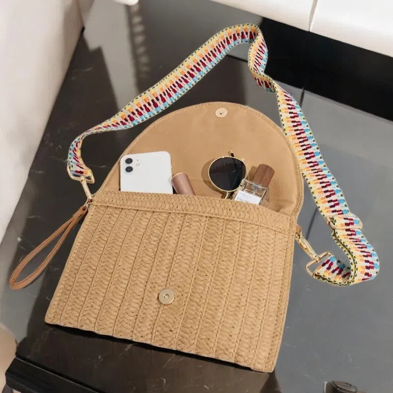 Bolso Rafia Rígida con Correa Colorida
