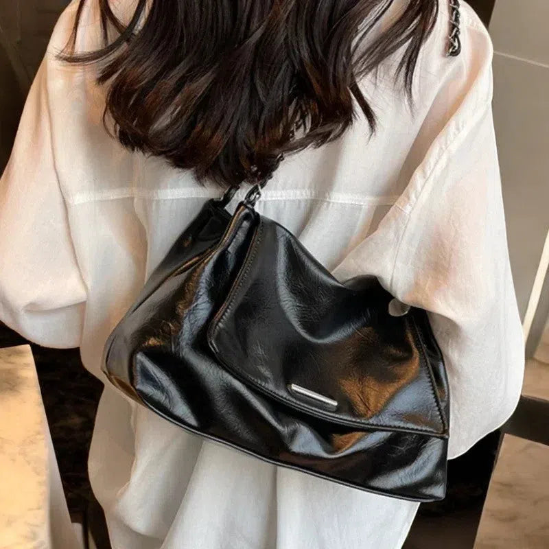 Bolso Shopper con Cadena