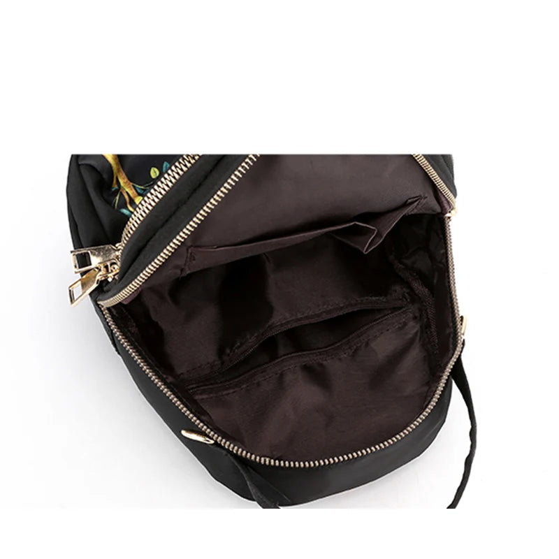 Bolso para Móvil y Bandolera Urbana de Nylon para Mujer – Ligereza, Estilo y Funcionalidad