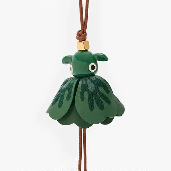 Llavero Largo para Bolso – Elegancia Sofisticada y Detalle con Estilo