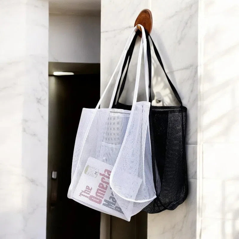 Bolso Playa de Malla con Diseño Ligero y Versátil