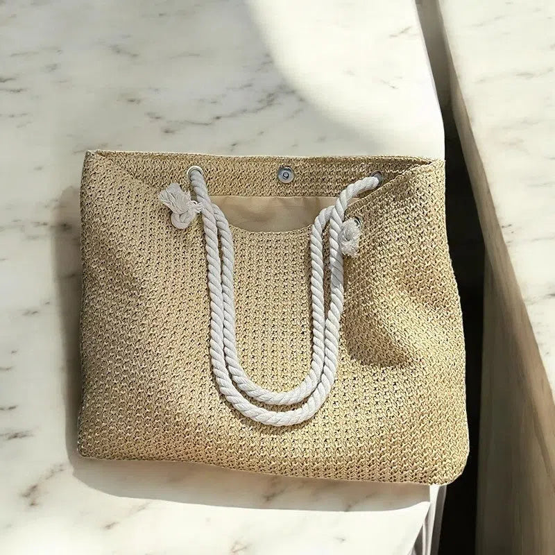 Bolso Playa de Paja con Asas de Trenza