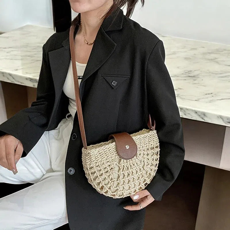Bolso Rafia Tejido Media Luna Bohemio