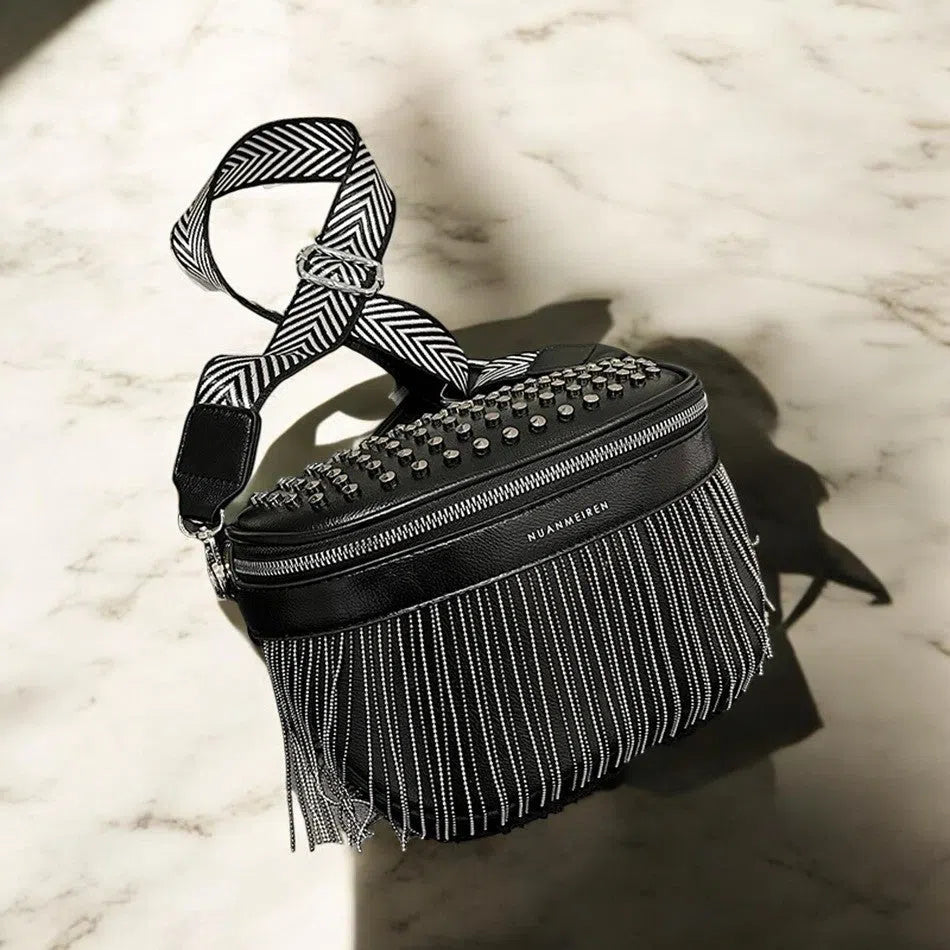 Bolso Riñonera con Flecos