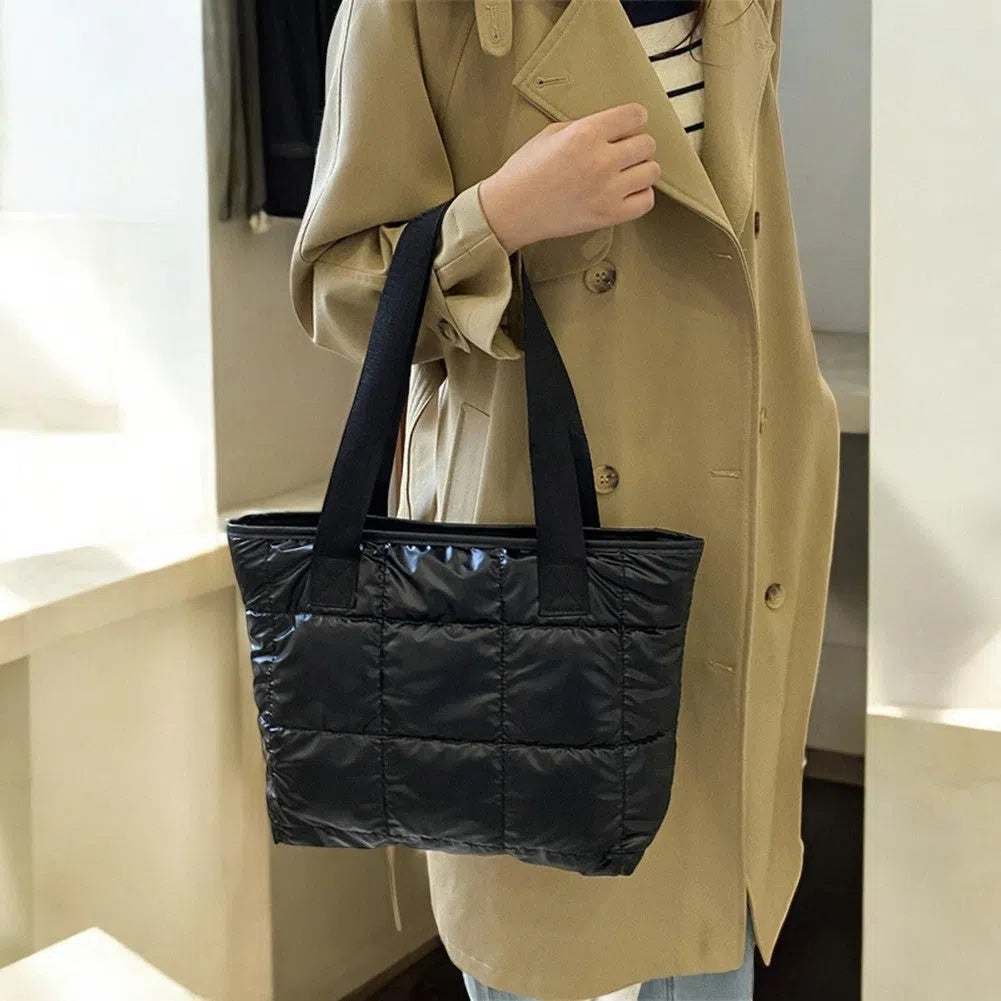 Bolso Shopper Acolchado Nylon Negro