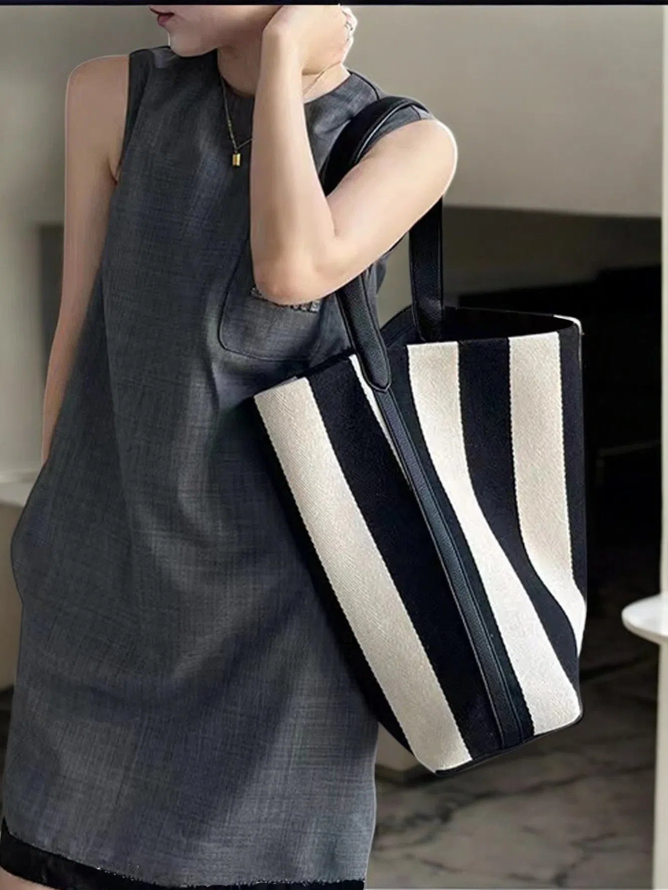 Bolso Shopper Elegante de Rayas