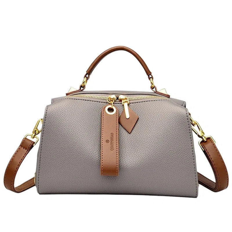 Bolso Tote Bag con Detalles de Cuero Gris