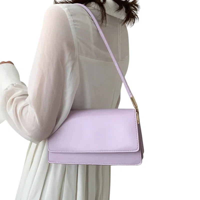 Bolso Tote Bag con Solapa Elegante