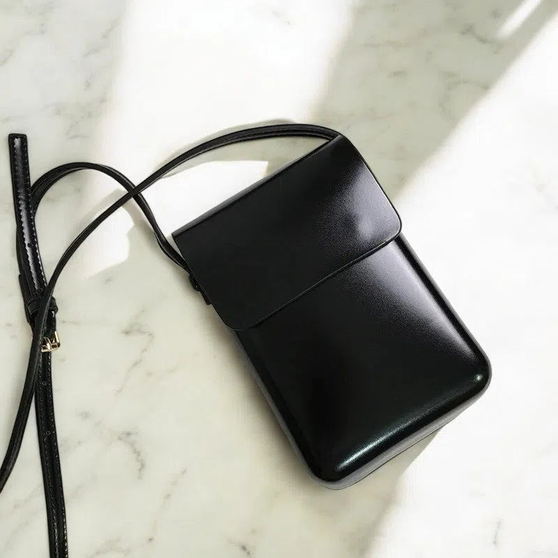 Bolso para Móvil Rígido de Broche