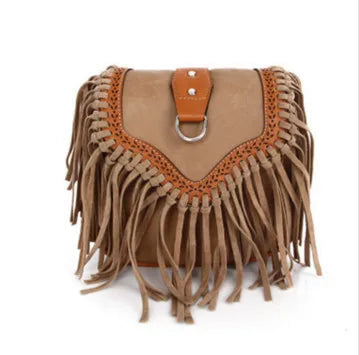 Bolso Boho con Flecos Tipo Saddle – Estilo Bohemio y Versátil