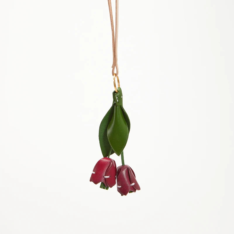 Charm de Tulipanes para Bolso – Toque Floral y Elegancia Natural