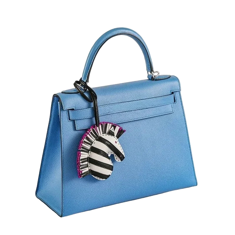 Charm Cabeza Zebra Piel de Oveja – Colgante Artesanal Cosido a Mano