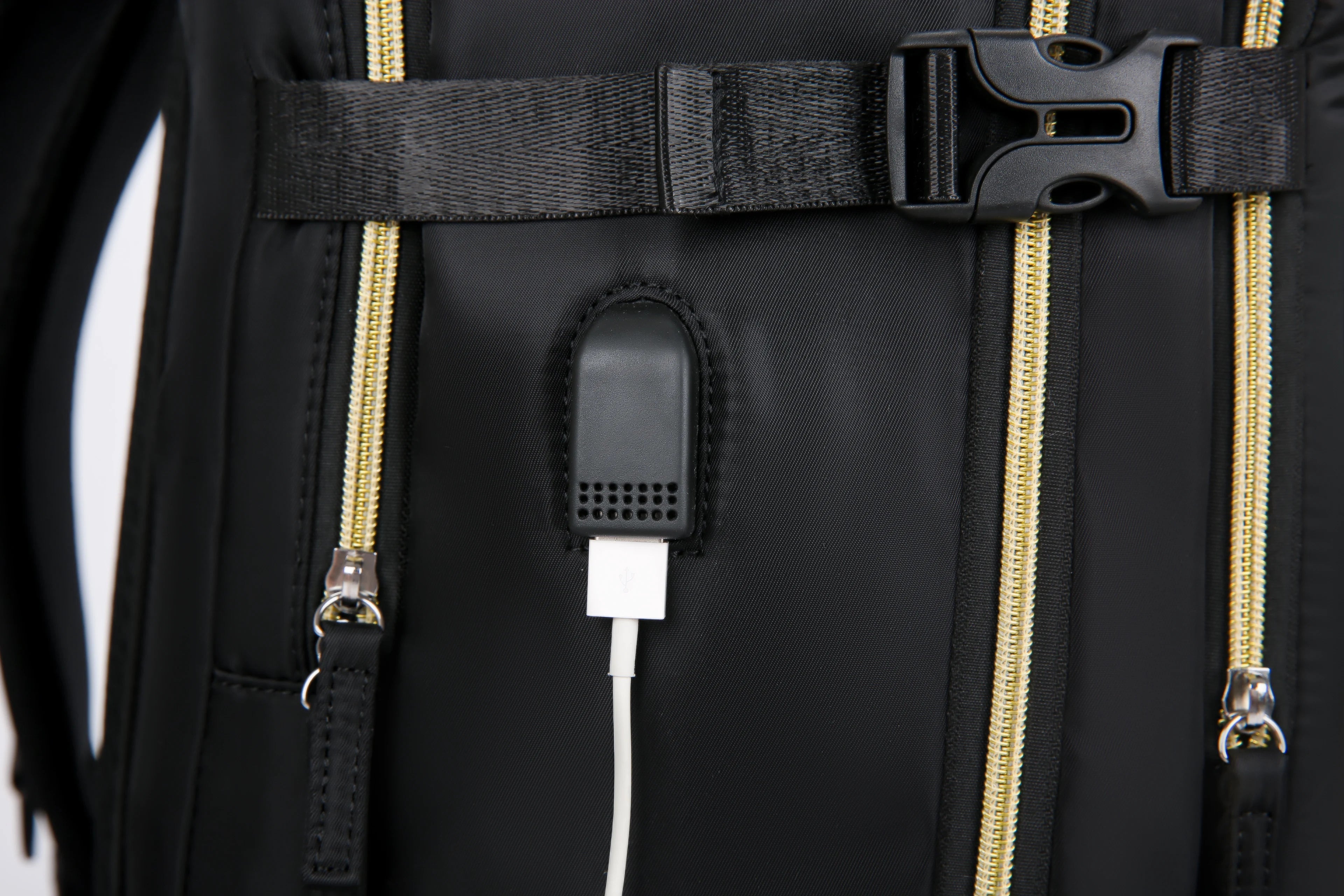 Mochila de Viaje Multifuncional de Gran Capacidad – Portátil, Deporte y Uso Diario