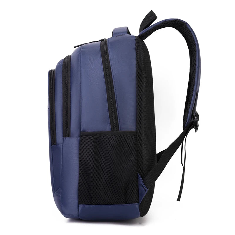 Mochila Business Unisex Azul Oscuro de Nylon – Elegancia Profesional