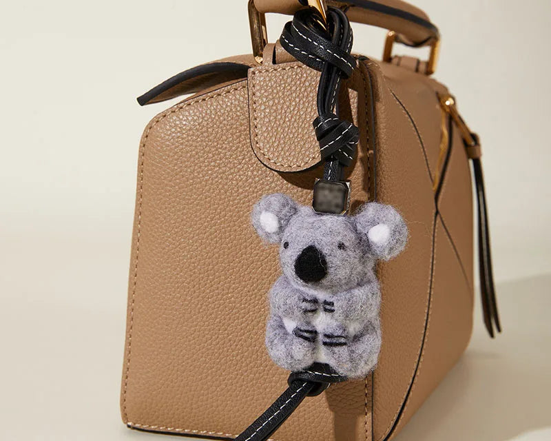 Charm de Cuero con Forma de Koala – Ternura y Estilo en un Solo Detalle