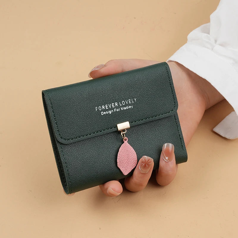 Cartera Pequeña Tríptica con Colgante para Mujer - Verde