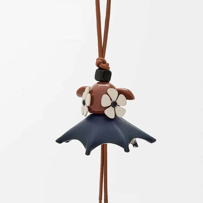 Llavero Largo para Bolso – Estilo Sofisticado y Detalle Elegante