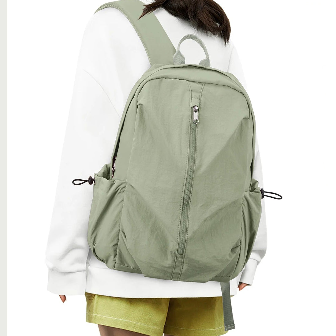 Mochila Casual Unisex Verde de Nylon – Ligera y Funcional