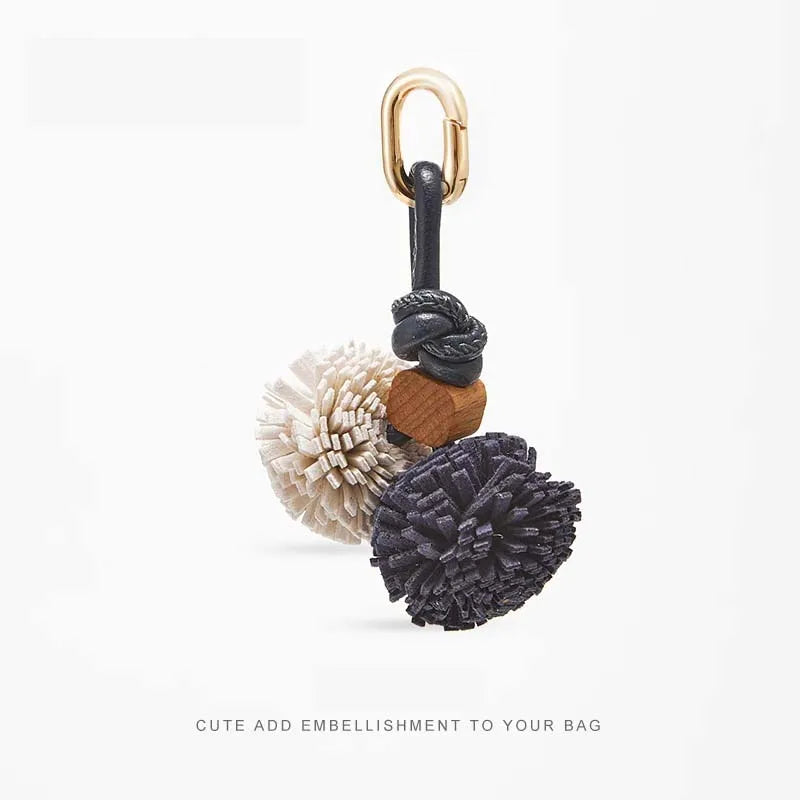 Charm Azul y Café con Borlas de PU – Toque Sofisticado para tu Bolso